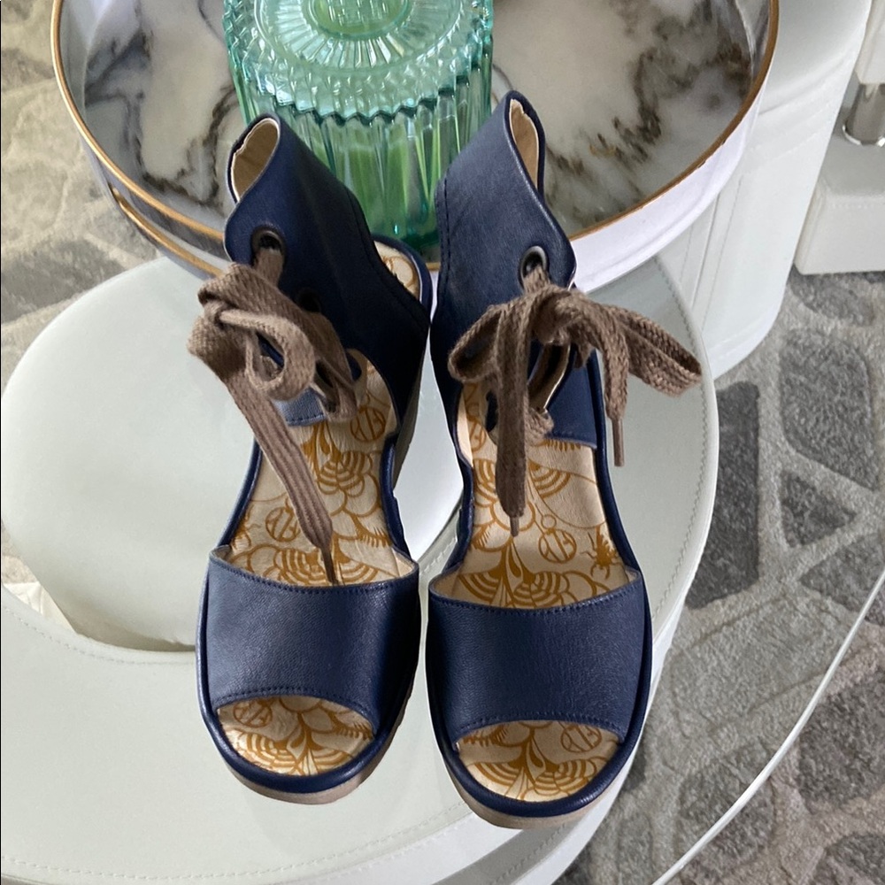 Fly London Yaffa Navy Blue Lace Up Sandals women’s size 38